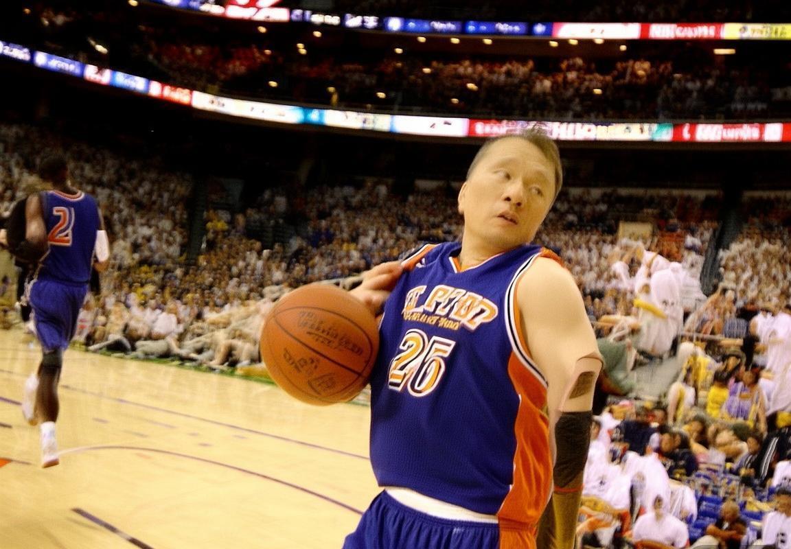 2019年NBA常规赛：勇士与国王巅峰对决精彩回顾(图3)